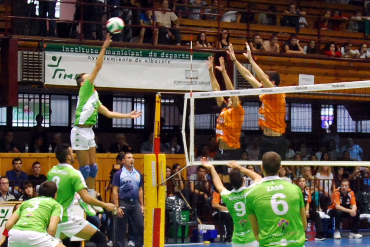 CAI Voleibol Teruel conquista la Supercopa en Albacete