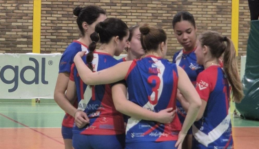 Conforgal Xuvenil Teis gana y conserva la tercera plaza. 