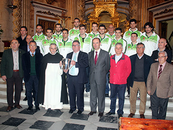 Unicaja Almería presenta la Copa del Rey ante la patrona y la Diputación Provincial                 