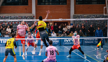 UPV Léleman Conqueridor regala una victoria a su afición