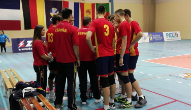 España abre con derrota el WEVZA U18 de Palencia