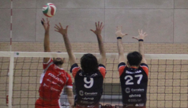 Dura derrota del Indescar Zaragoza frente al Familycash Xátiva Voleibol