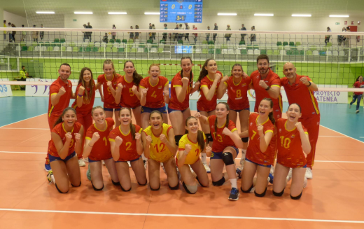 España comienza con victoria su camino hacia el #EurovolleyU16W