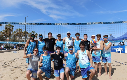 Doble victoria de Beachbol Valencia en casa