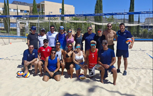 Finalizan con éxito las Jornadas de Especialización para Entrenadores de Vóley Playa